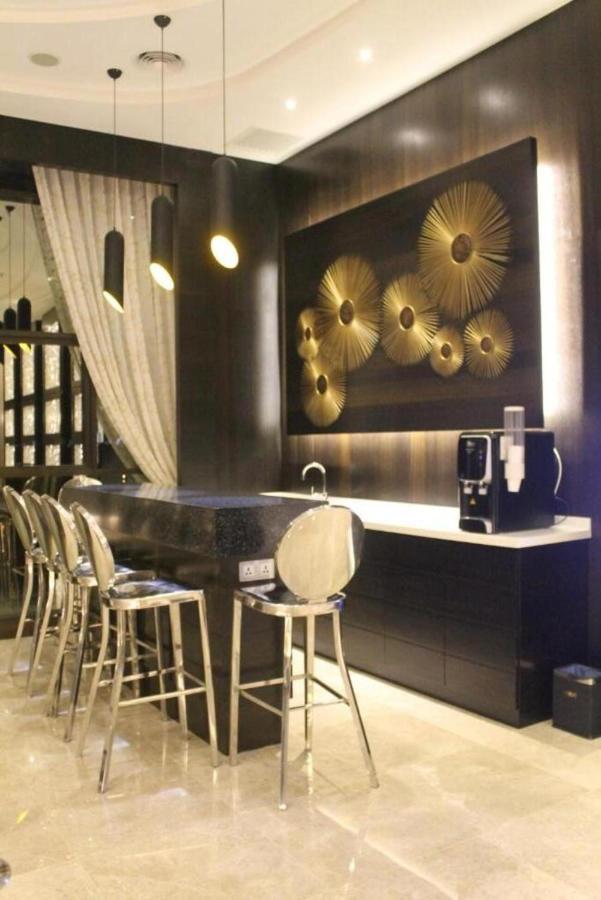 Geobay Hotel Johor Bahru Buitenkant foto