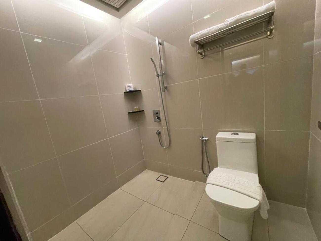 Geobay Hotel Johor Bahru Buitenkant foto