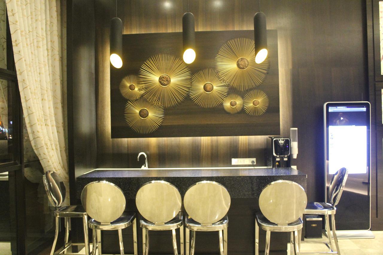 Geobay Hotel Johor Bahru Buitenkant foto