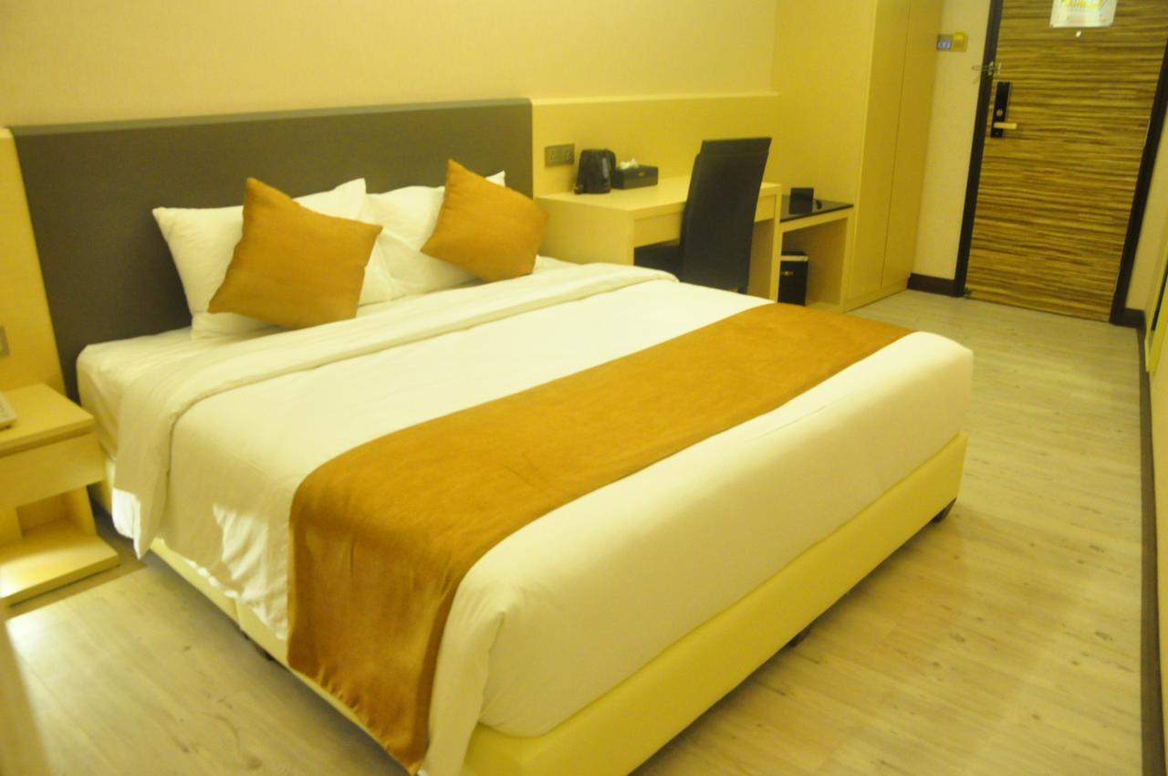 Geobay Hotel Johor Bahru Buitenkant foto
