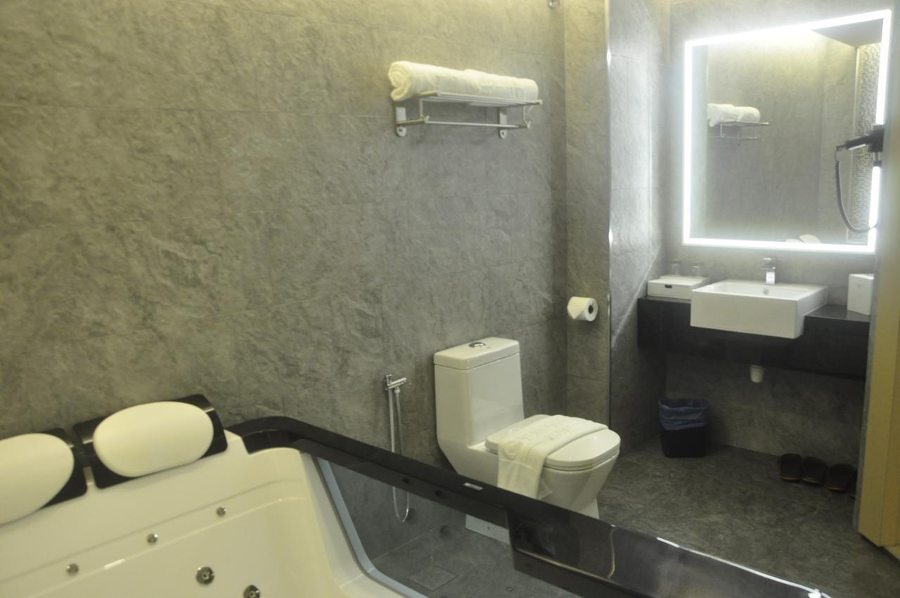 Geobay Hotel Johor Bahru Buitenkant foto
